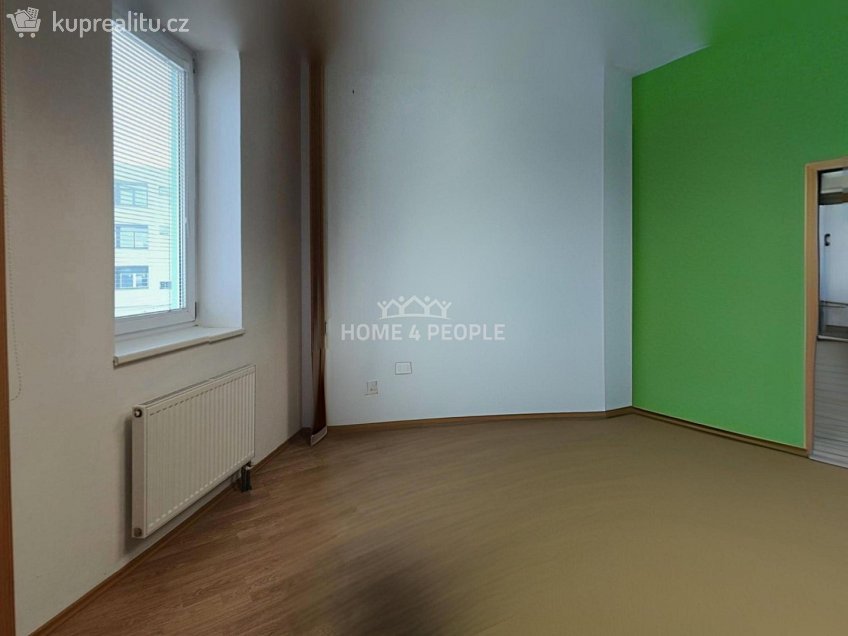 Pronájem  skladu 170 m^2 Vídeňská, Brno 