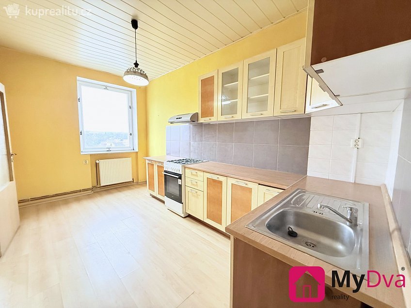 Pronájem bytu 2+1 41 m^2 Hálkova, Znojmo 