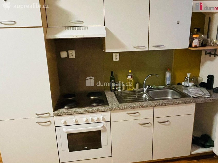 Pronájem bytu 1+kk 32 m^2 Jírovcova, České Budějovice 