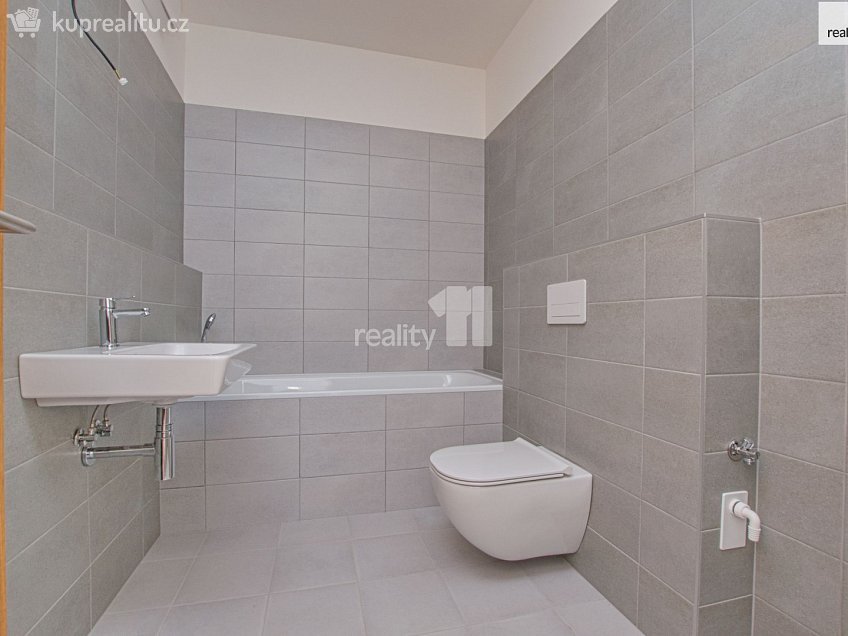 Prodej bytu 1+kk 40 m^2 Tovární, Liberec 