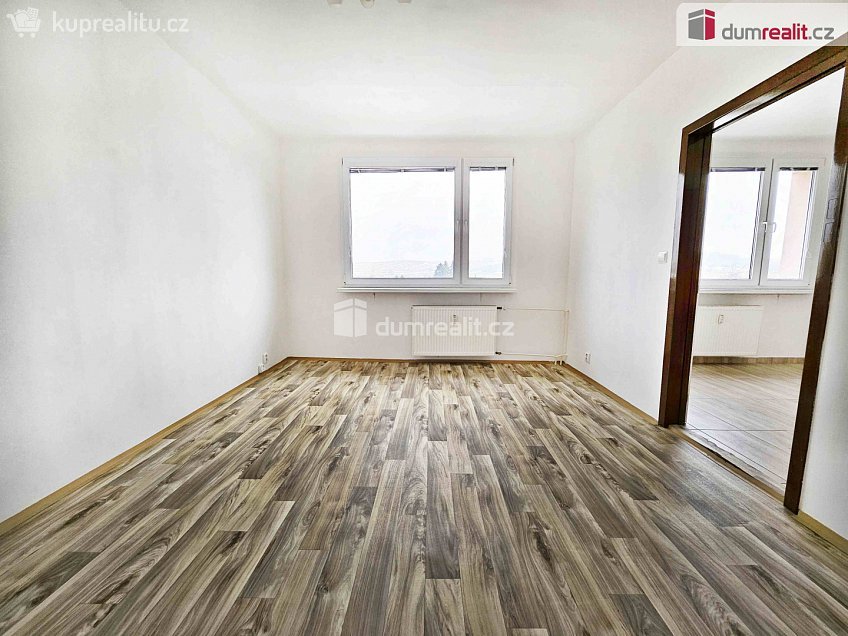 Pronájem bytu 1+1 35 m^2 Příbramská, Verneřice 