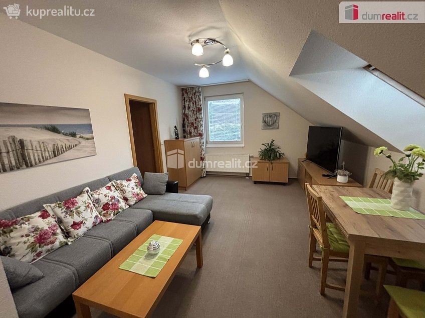 Pronájem bytu 3+kk 54 m^2 Leoše Janáčka, Pozlovice 