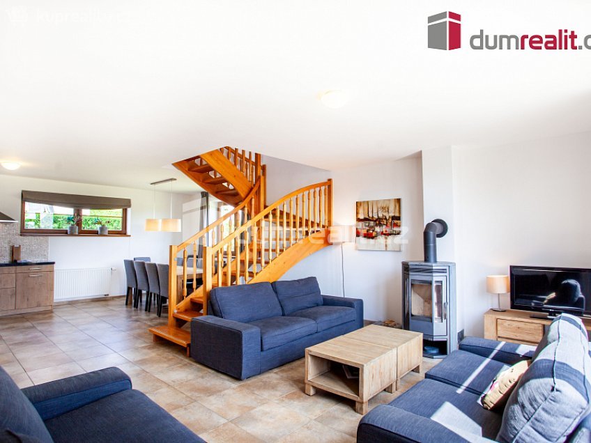 Prodej  vily 167 m^2 Lipno nad Vltavou, Lipno nad Vltavou 