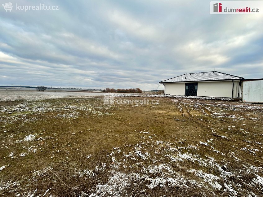 Prodej  stavebního pozemku 662 m^2 Bělušice, Bělušice 