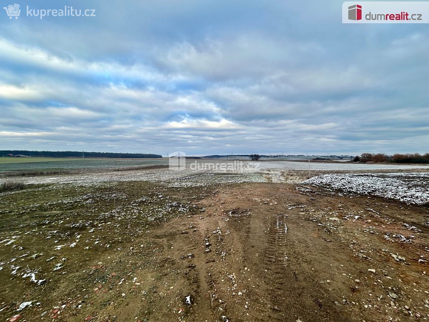 Prodej  stavebního pozemku 662 m^2 Bělušice, Bělušice 