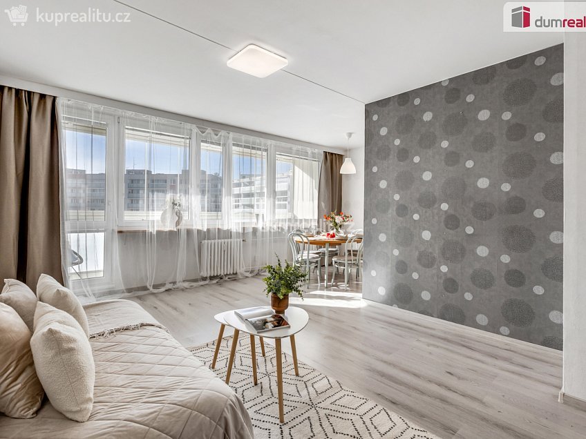 Prodej bytu 3+1 82 m^2 Zázvorkova, Praha 13 