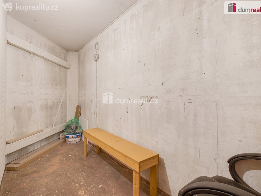 Prodej bytu 3+1 85 m^2 Zázvorkova, Praha 13 