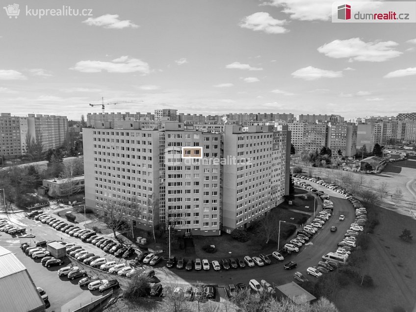 Prodej bytu 3+1 82 m^2 Zázvorkova, Praha 13 