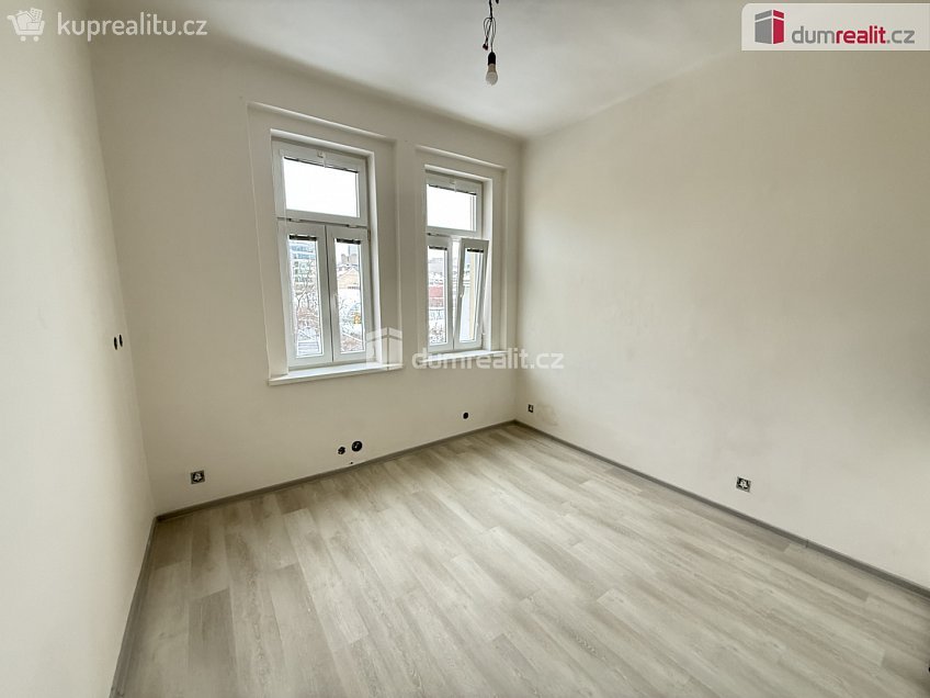 Pronájem bytu 1+1 43 m^2 Marie Cibulkové, Praha 4 