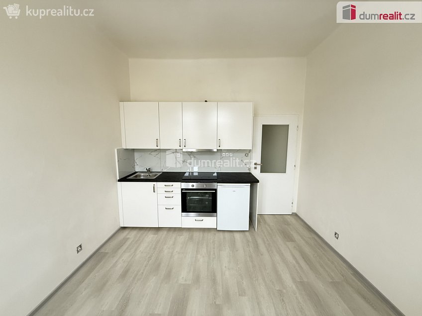 Pronájem bytu 1+1 43 m^2 Marie Cibulkové, Praha 4 