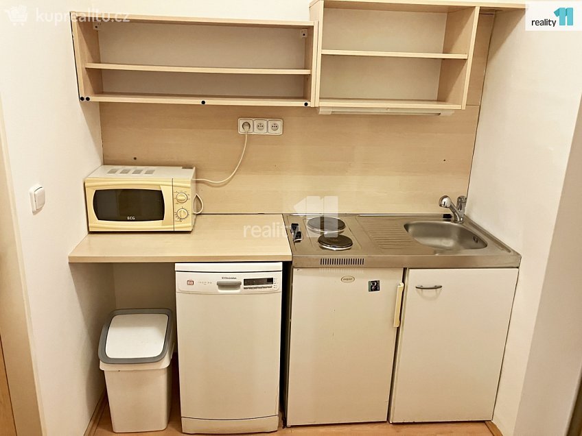 Prodej  kanceláře 65 m^2 Rubešova, Plzeň 