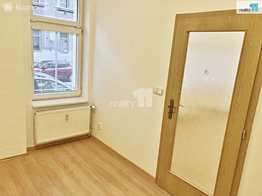 Prodej  kanceláře 65 m^2 Rubešova, Plzeň 