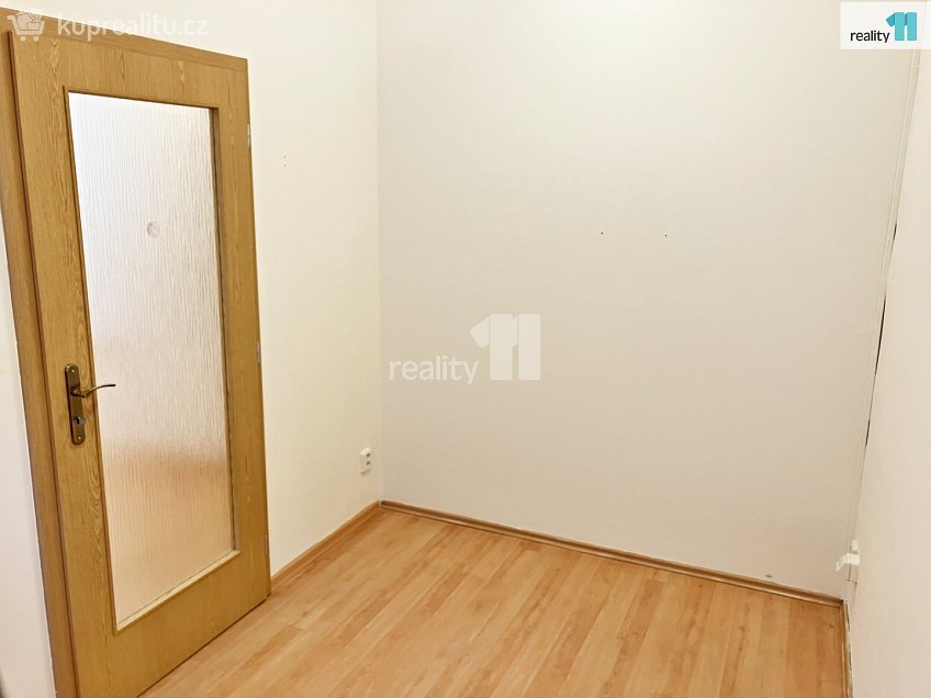 Prodej  kanceláře 65 m^2 Rubešova, Plzeň 