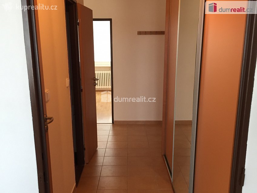 Pronájem bytu 3+1 73 m^2 Stříbrského, Praha 11 