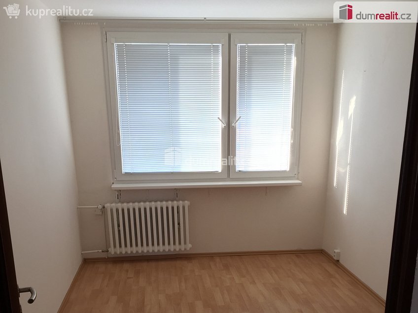 Pronájem bytu 3+1 73 m^2 Stříbrského, Praha 11 