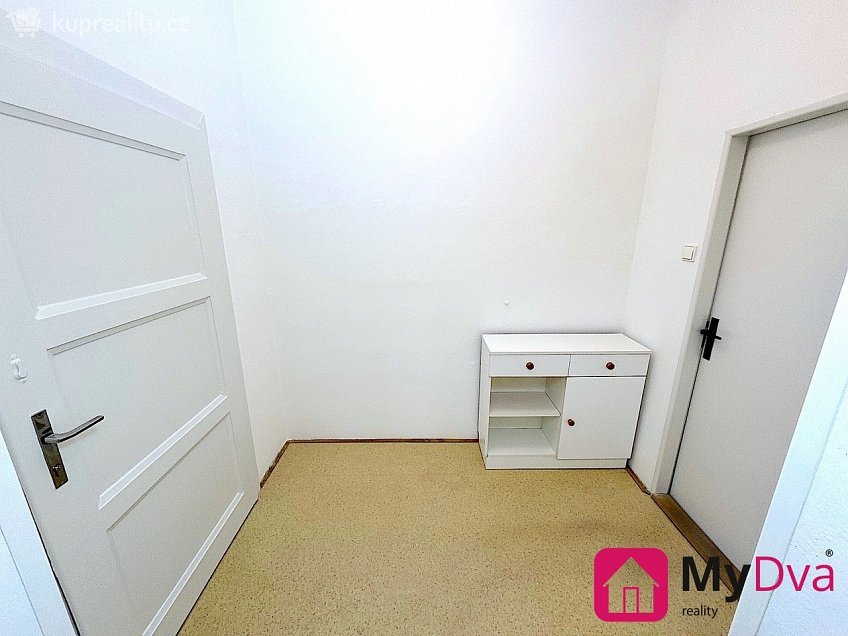 Pronájem bytu 1+1 44 m^2 Jugoslávská, Znojmo 