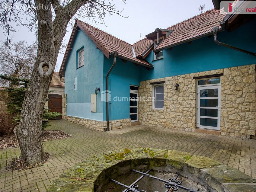 Pronájem bytu 3+kk 100 m^2 Janáčkova, Neratovice 