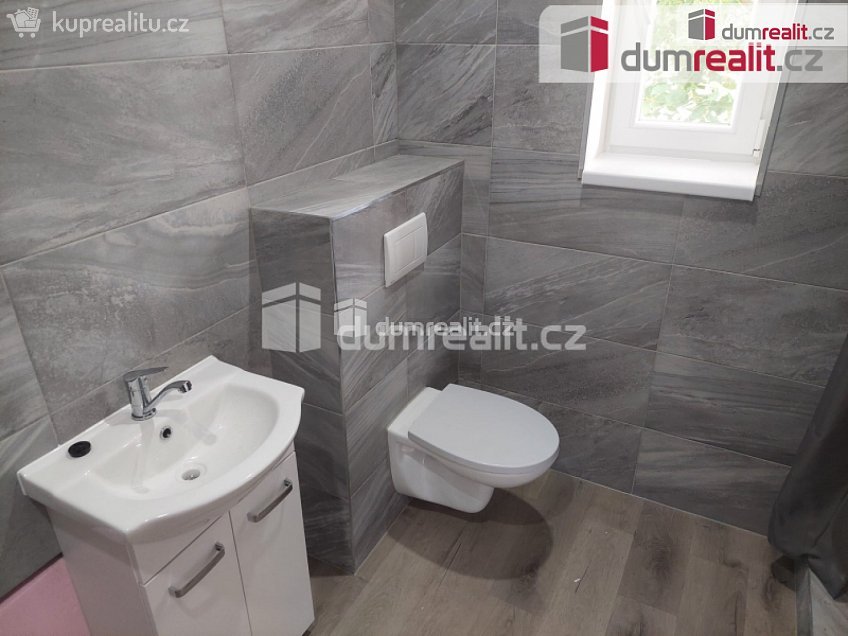 Pronájem bytu 1+1 35 m^2 Jízdecká, Nymburk 