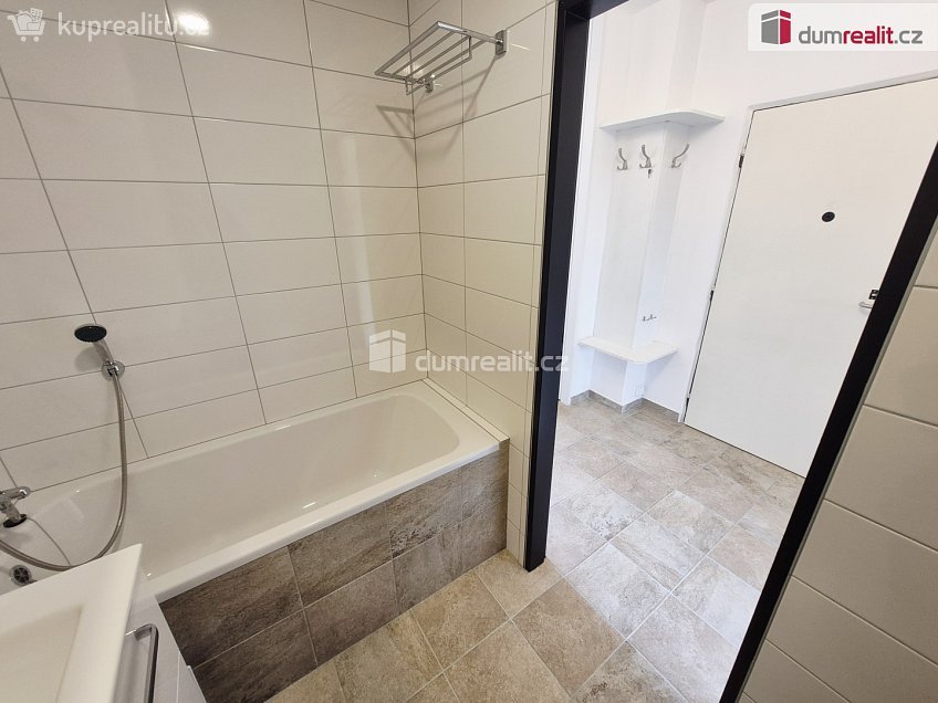 Pronájem bytu 2+kk 39 m^2 Krakovská, Kralupy nad Vltavou 