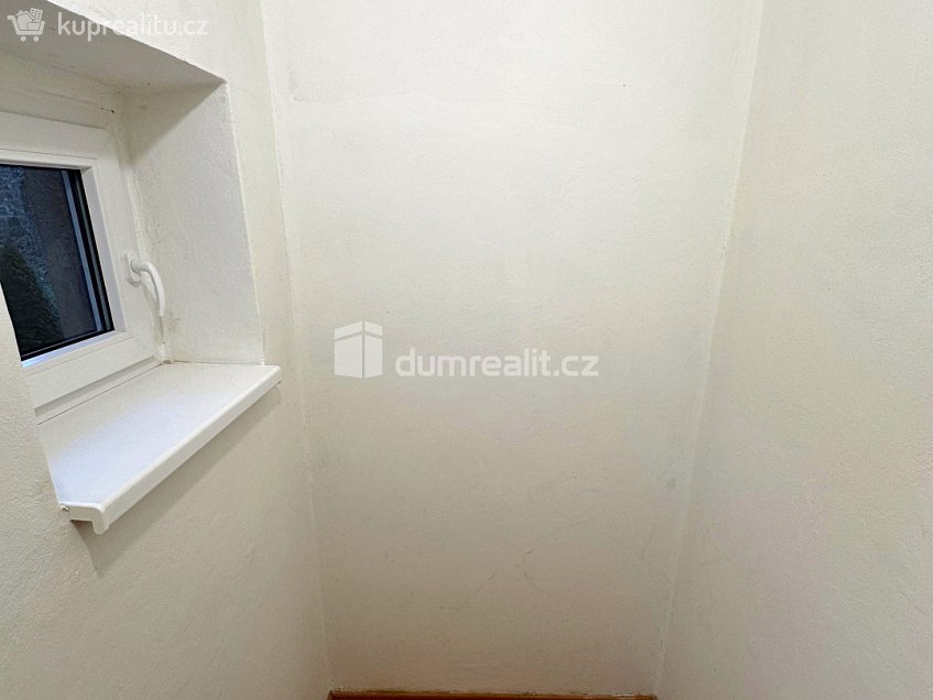 Pronájem bytu 1+1 36 m^2 Lipová, Děčín 