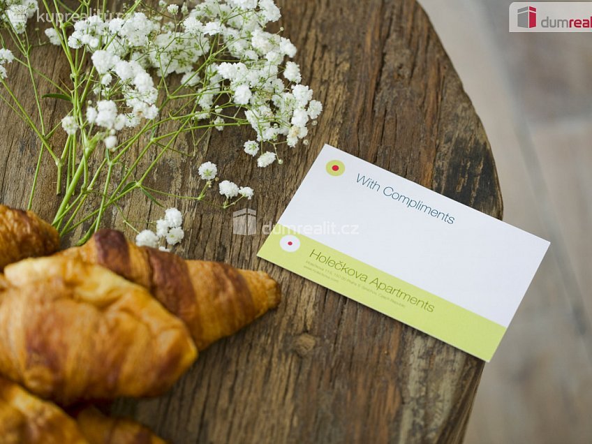 Pronájem bytu 2+kk 53 m^2 Plzeňská, Praha 5 