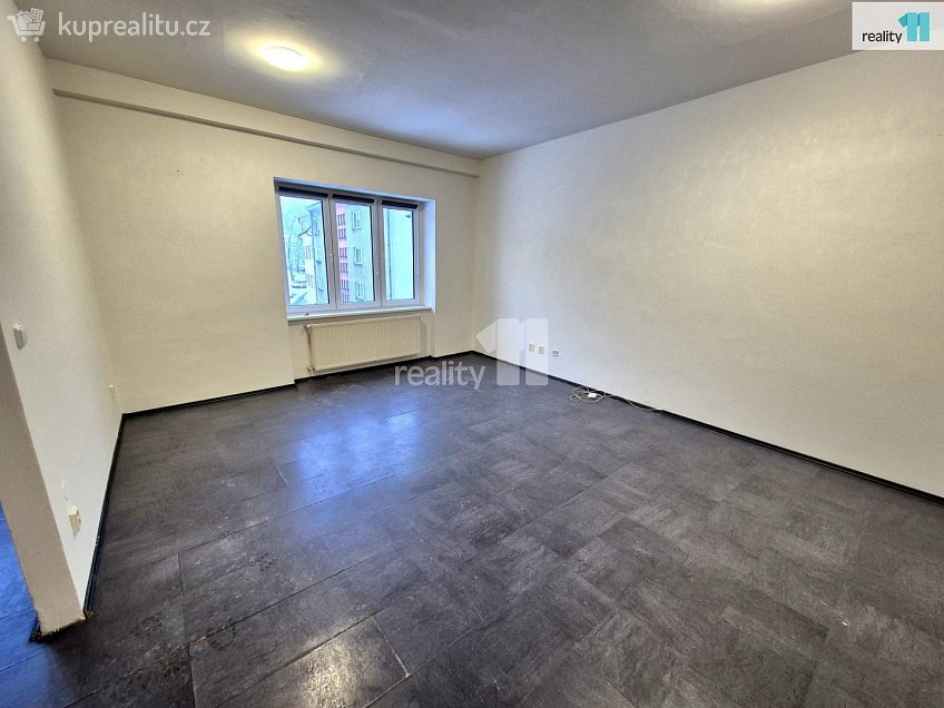 Pronájem bytu 1+1 62 m^2 Mikulášská, Aš 