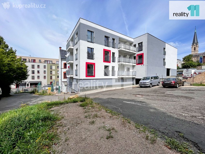 Pronájem bytu 2+kk 74 m^2 Papírová, Liberec 