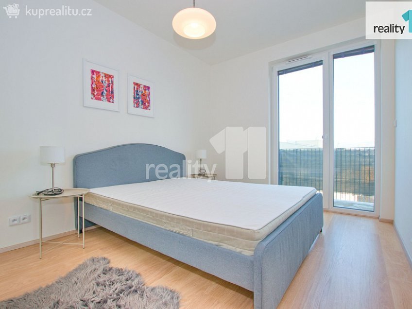 Pronájem bytu 2+kk 57 m^2 Kladenská, Liberec 