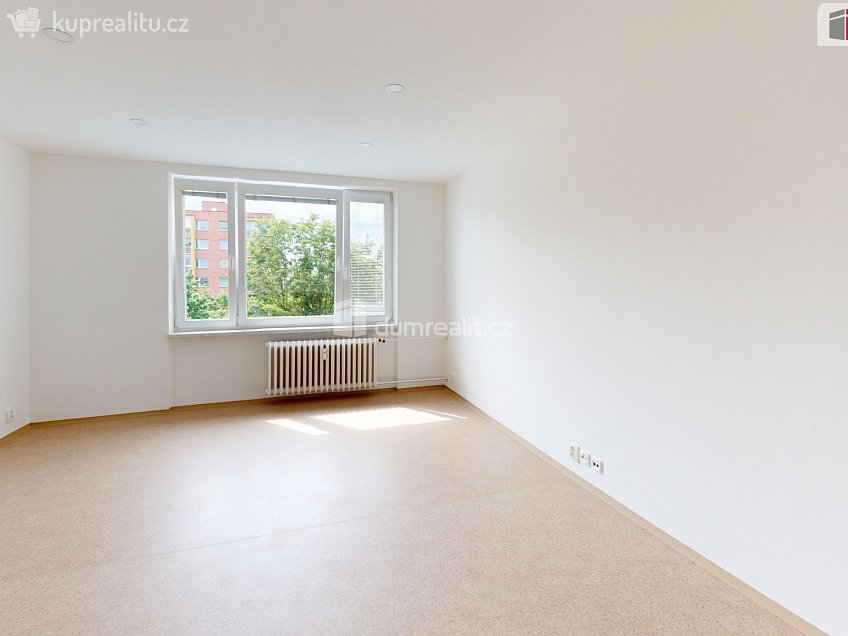 Pronájem bytu 1+1 43 m^2 SPC E, Krnov 