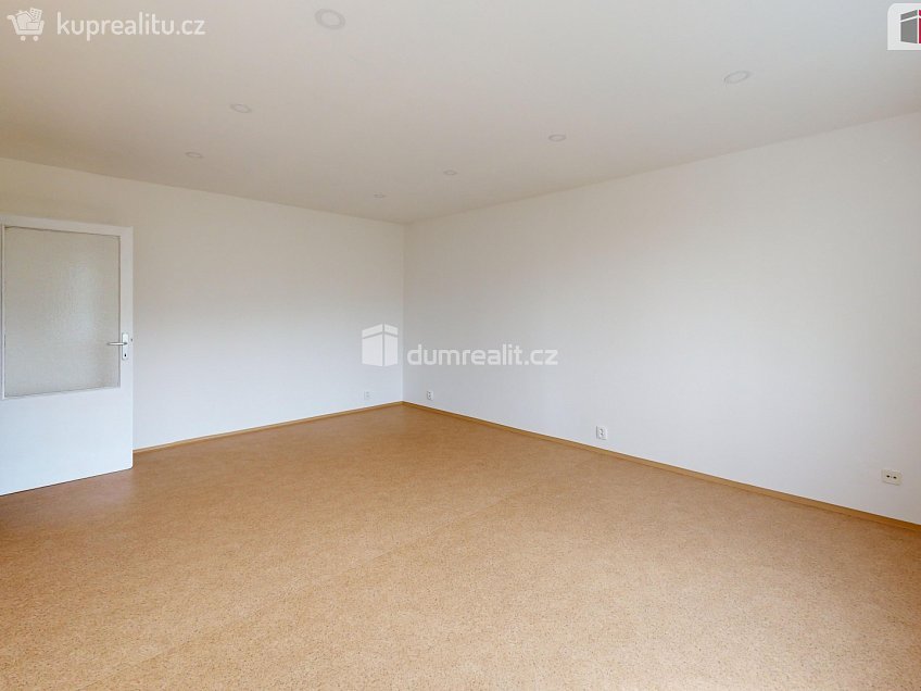 Pronájem bytu 1+1 43 m^2 SPC E, Krnov 