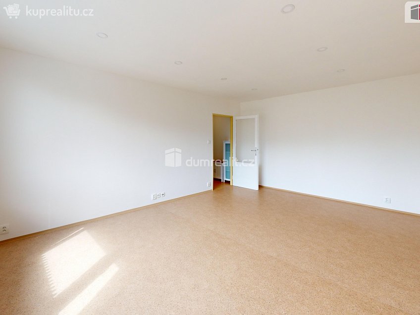 Pronájem bytu 1+1 43 m^2 SPC E, Krnov 