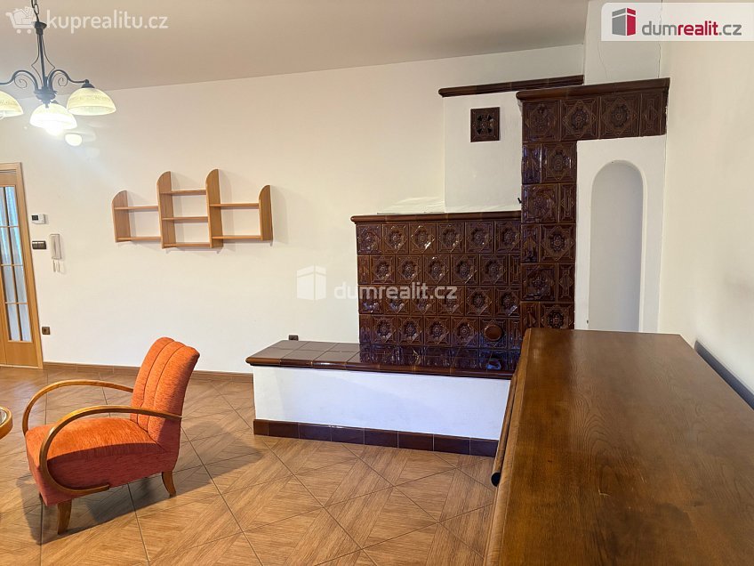 Pronájem bytu 5 a více 160 m^2 Kosmákova, Hustopeče 