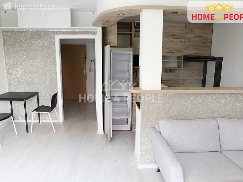 Pronájem bytu 1+kk 30 m^2 Valtická, Brno 