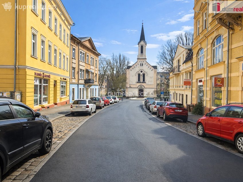 Prodej bytu 3+1 78 m^2 Teplická, Děčín 