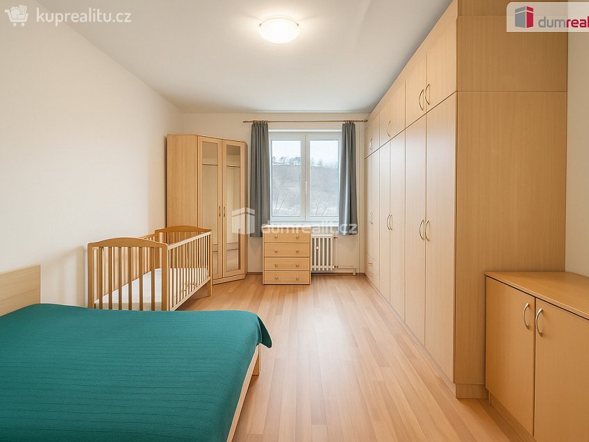 Pronájem bytu 2+1 54 m^2 Střekovské nábřeží, Ústí nad Labem 