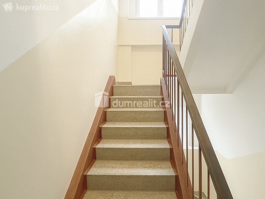 Pronájem bytu 2+1 54 m^2 Střekovské nábřeží, Ústí nad Labem 