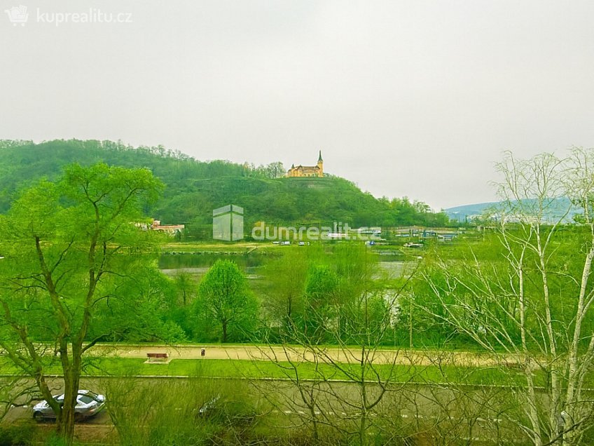 Pronájem bytu 2+1 54 m^2 Střekovské nábřeží, Ústí nad Labem 