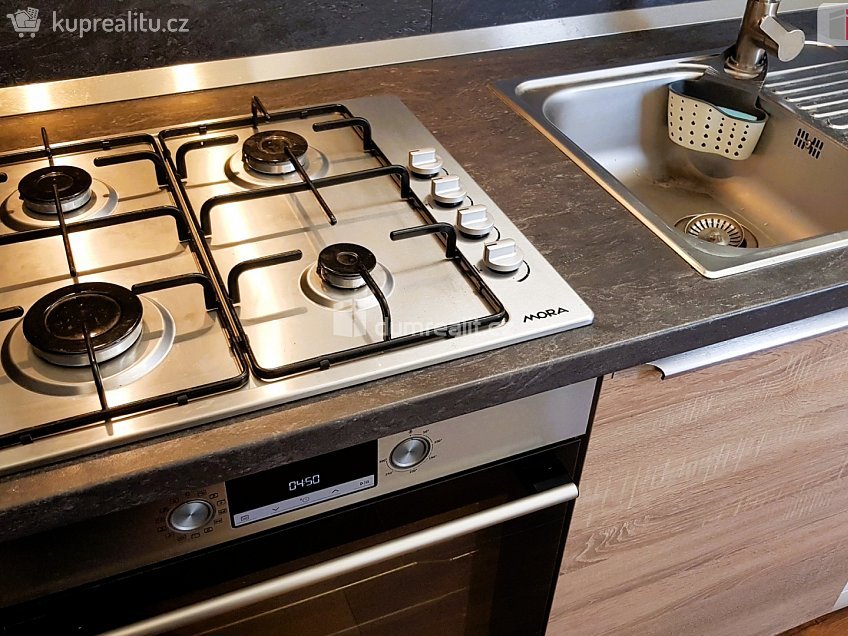 Pronájem bytu 1+1 36 m^2 Vídeňská, Brno 