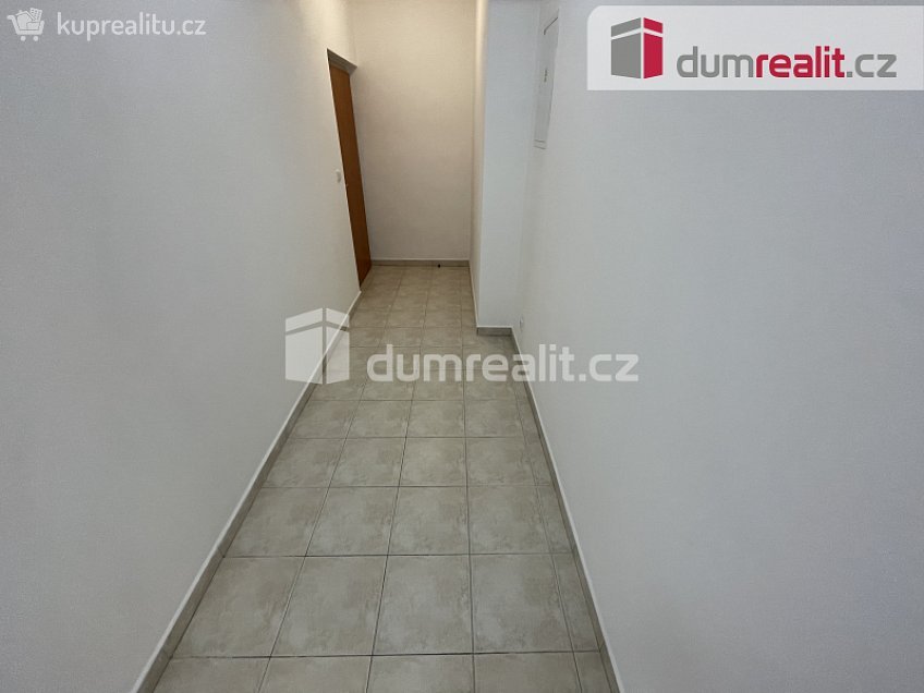 Pronájem bytu 2+kk 62 m^2 Přeučilova, Praha 13 