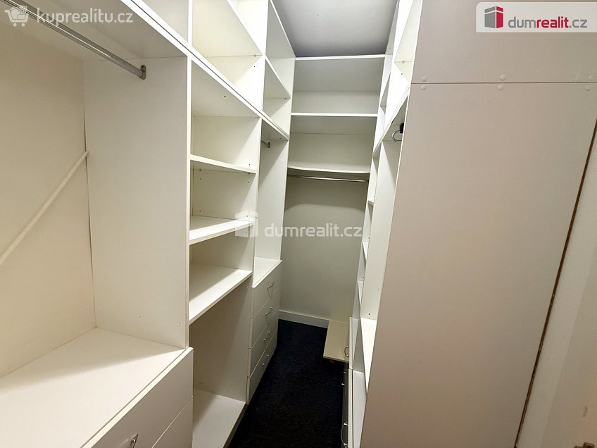 Pronájem bytu 2+kk 58 m^2 Sadová, Uherské Hradiště 