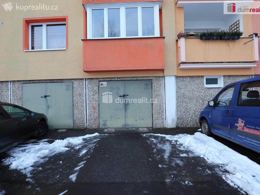 Prodej  garáže 21 m^2 Sídliště, Hroznětín 