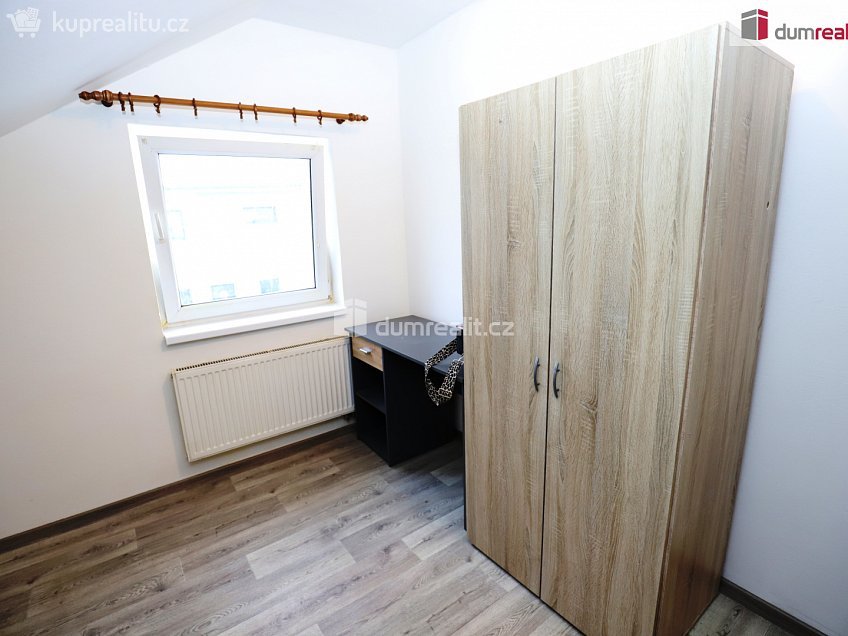 Pronájem bytu 1+kk 20 m^2 Karlovy Vary, Karlovy Vary 