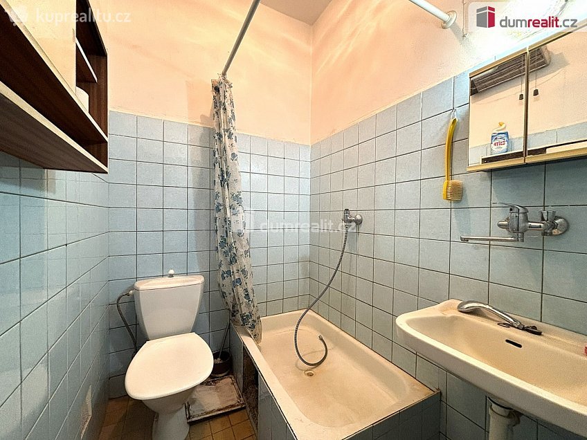 Prodej bytu 1+1 35 m^2 Tovární, Aš 