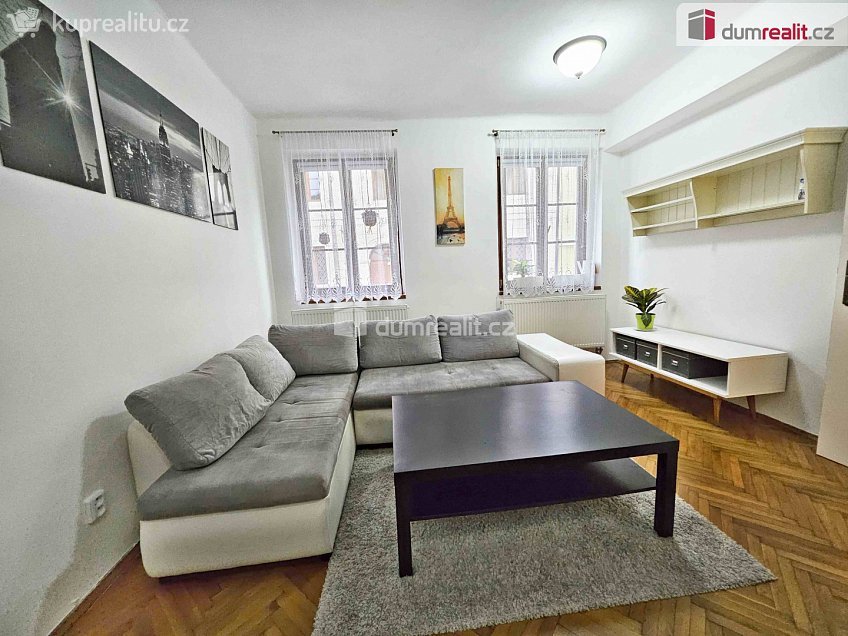 Pronájem bytu 2+1 62 m^2 Anenská, Litoměřice 