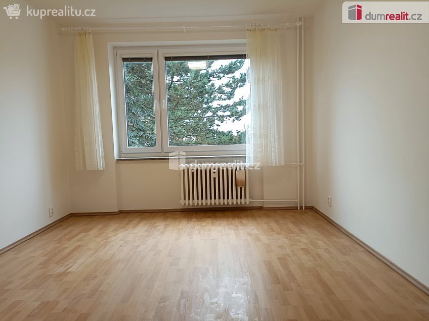 Pronájem bytu 4+1 91 m^2 Na Třebešíně, Praha 10 