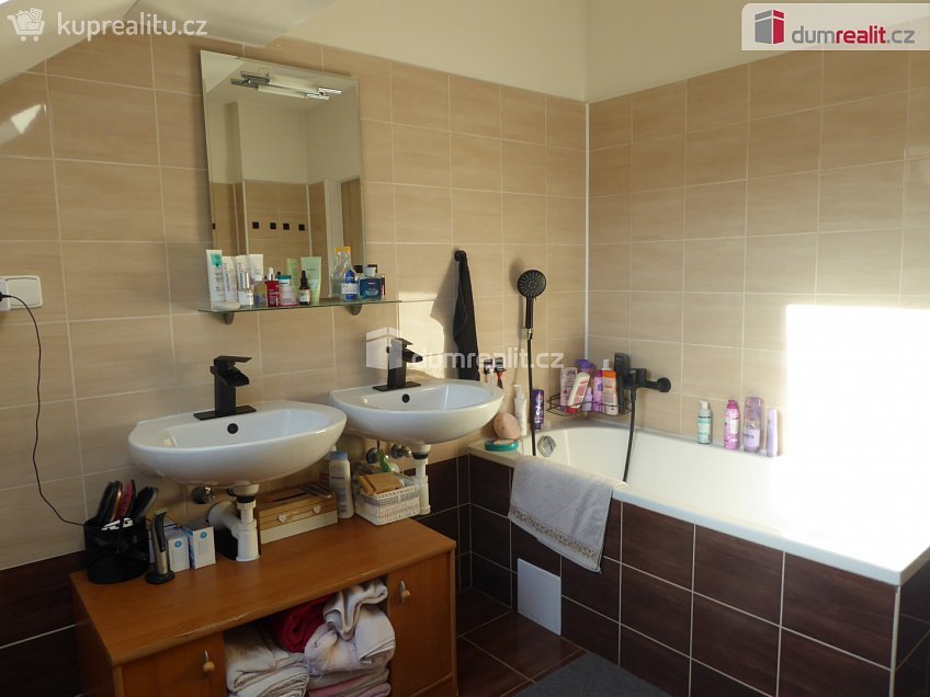 Prodej bytu 2+kk 62 m^2 Tovární, Hrádek nad Nisou 