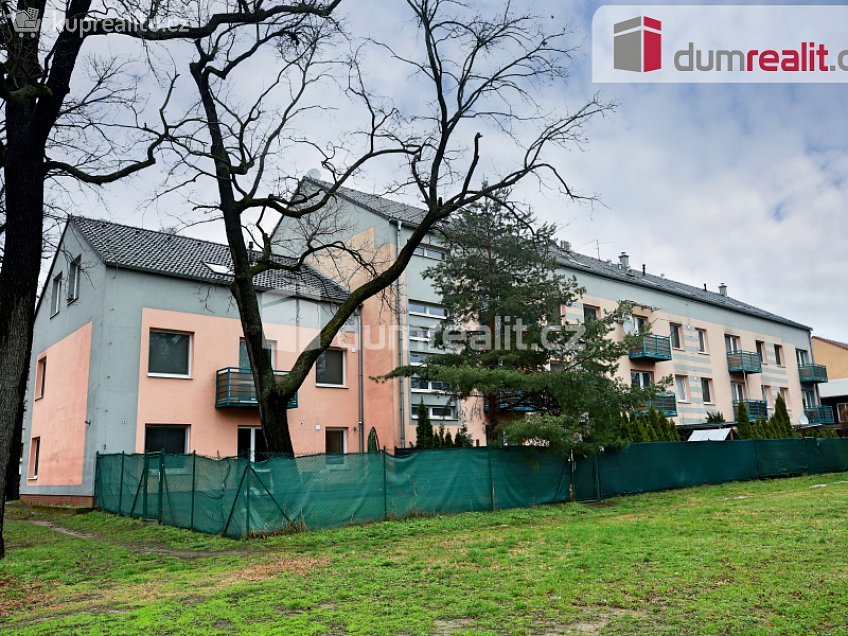 Pronájem bytu 2+kk 35 m^2 Skácelova, Hodonín 