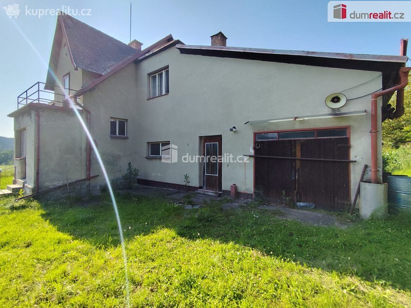 Prodej  rodinného domu 100 m^2 Karlovice, Karlovice 