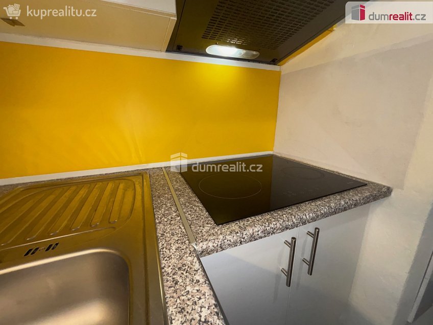 Pronájem bytu 2+kk 45 m^2 Leoše Janáčka, Luhačovice 