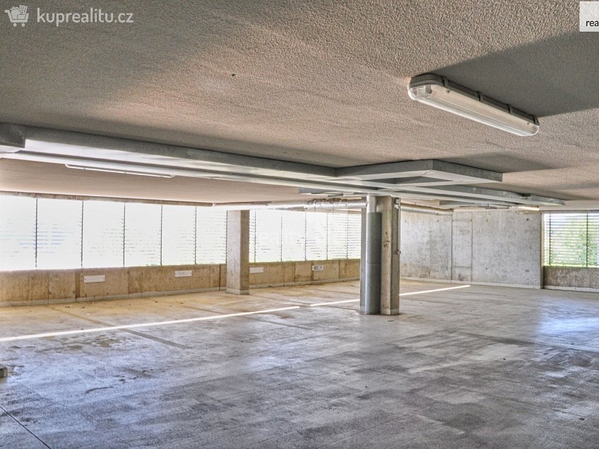 Prodej  garáže 20 m^2 Jeronýmova, Liberec 